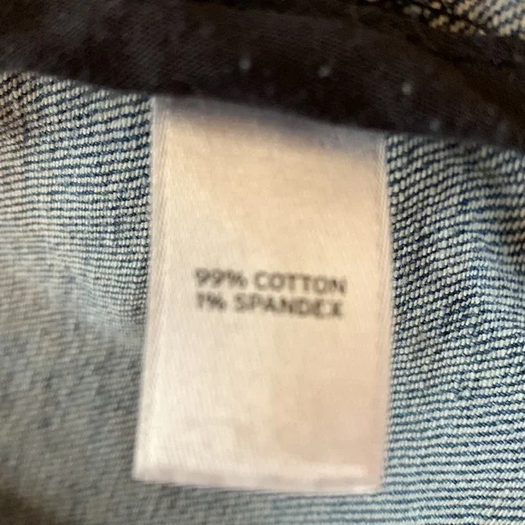 Hinge Women’s Jean Jacket - Picture 5 of 5